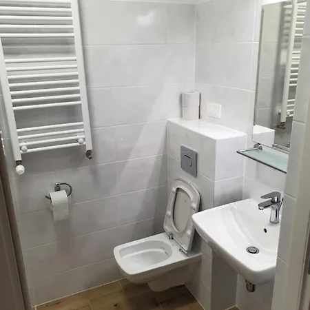 Dwor Nad Jeziorem W Bieniaszach * Milakowo