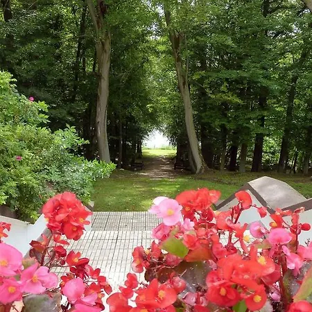 Nocleg ze śniadaniem Dwor Nad Jeziorem W Bieniaszach